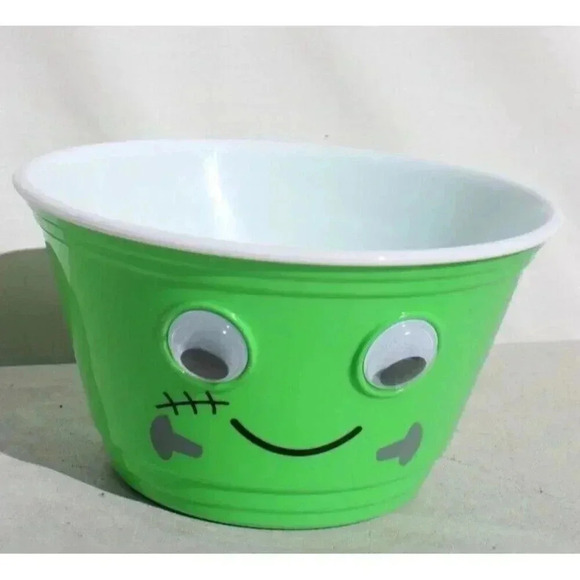 Googly Eye Plastic Party Snack Bowl Halloween Party Reusable Kids Frankenstein - Picture 1 of 1